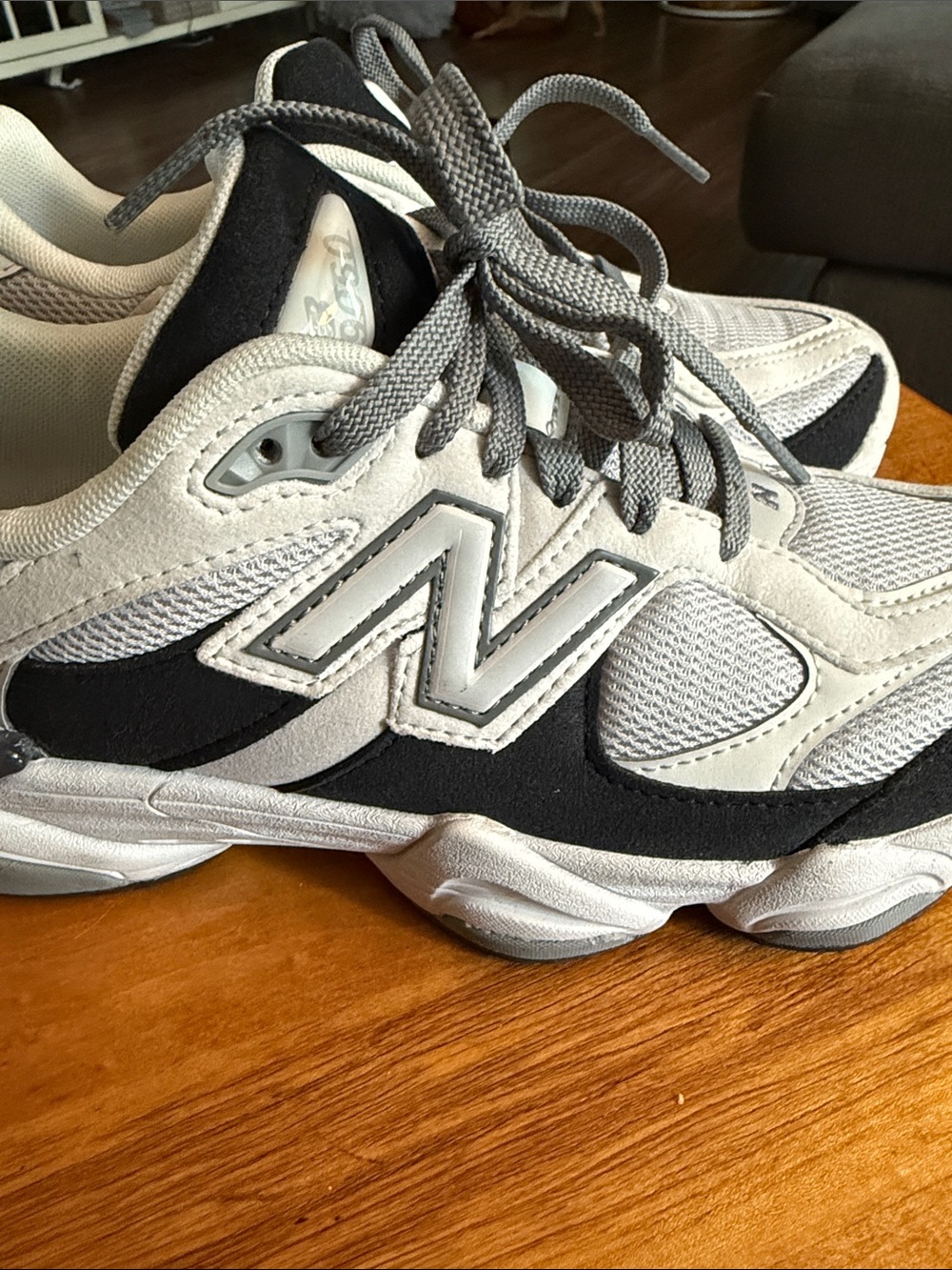 New Balance Kids White & Black Sneakers - Picture 7 of 7